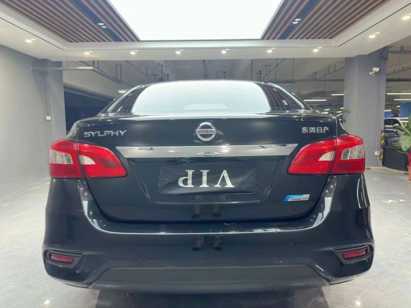 成都18年日产轩逸6