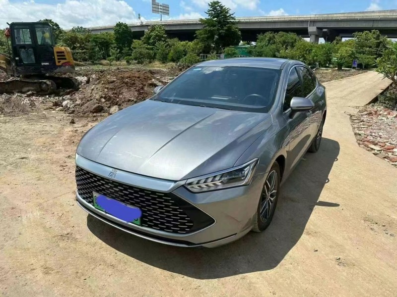 中山22年比亚迪秦4