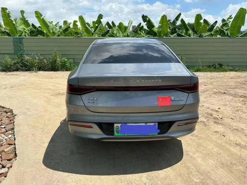 中山22年比亚迪秦6