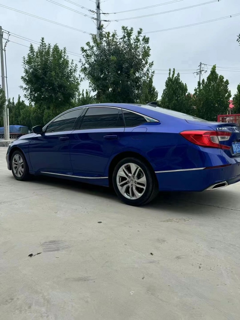 济宁19年本田雅阁3