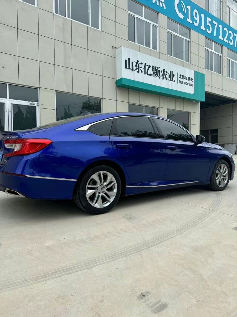 济宁19年本田雅阁4