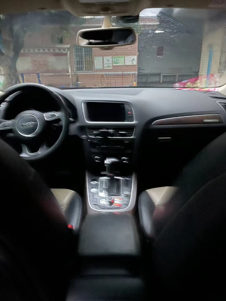 广州17年奥迪Q56