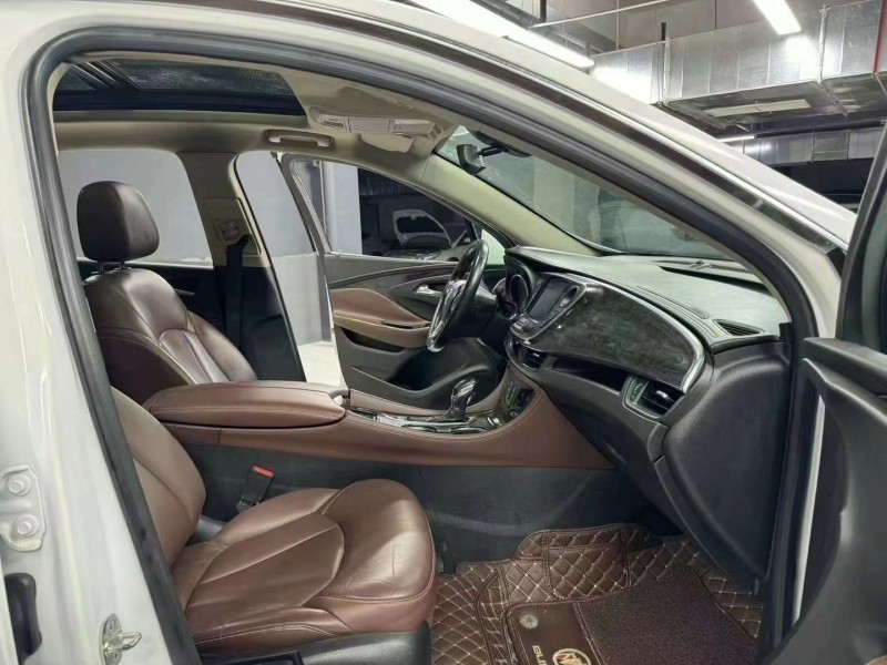 成都15年别克昂科威6