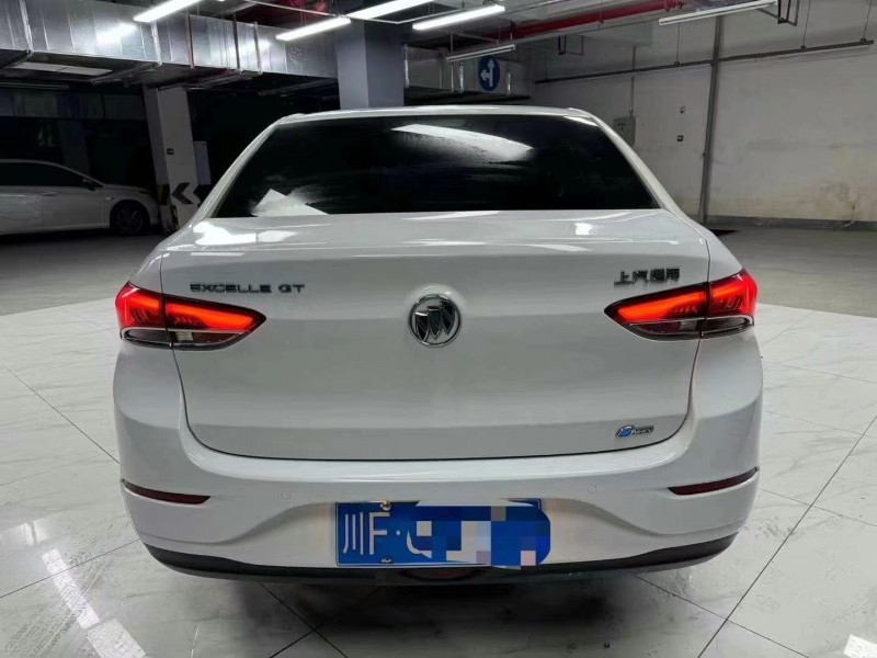 成都22年别克英朗5