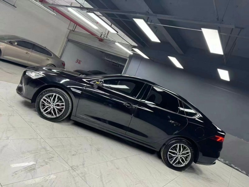 成都23年比亚迪秦3