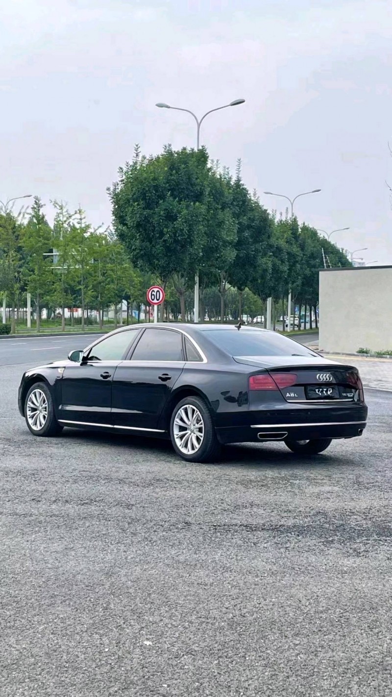 廊坊11年奥迪A8L8