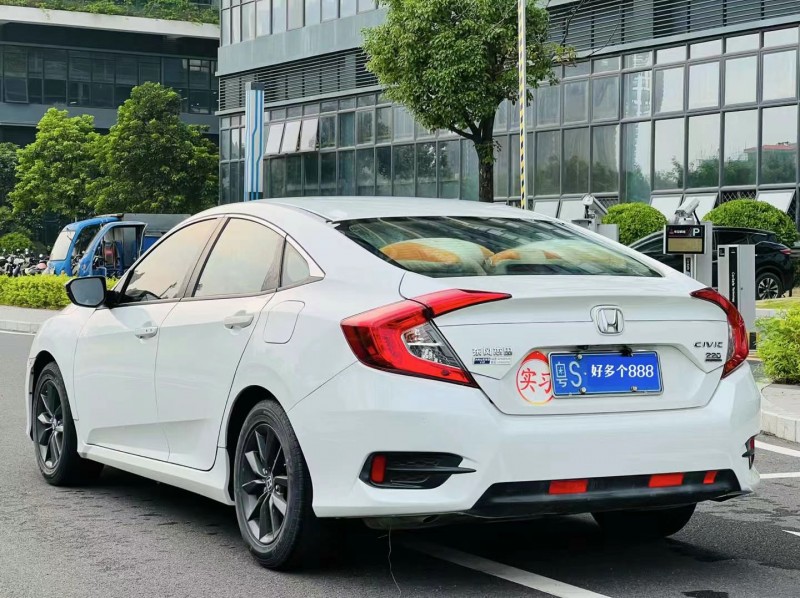 东莞19年本田思域8