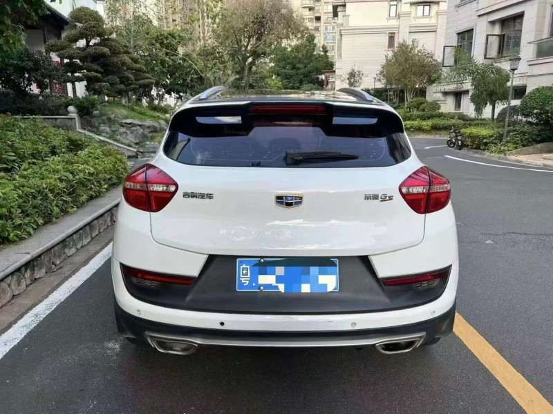 佛山18年吉利帝豪GS2