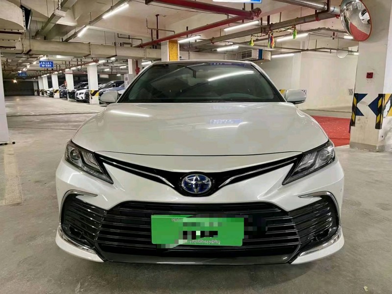 成都22年丰田凯美瑞1