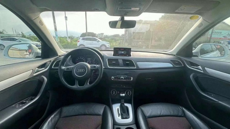 江门19年奥迪Q37