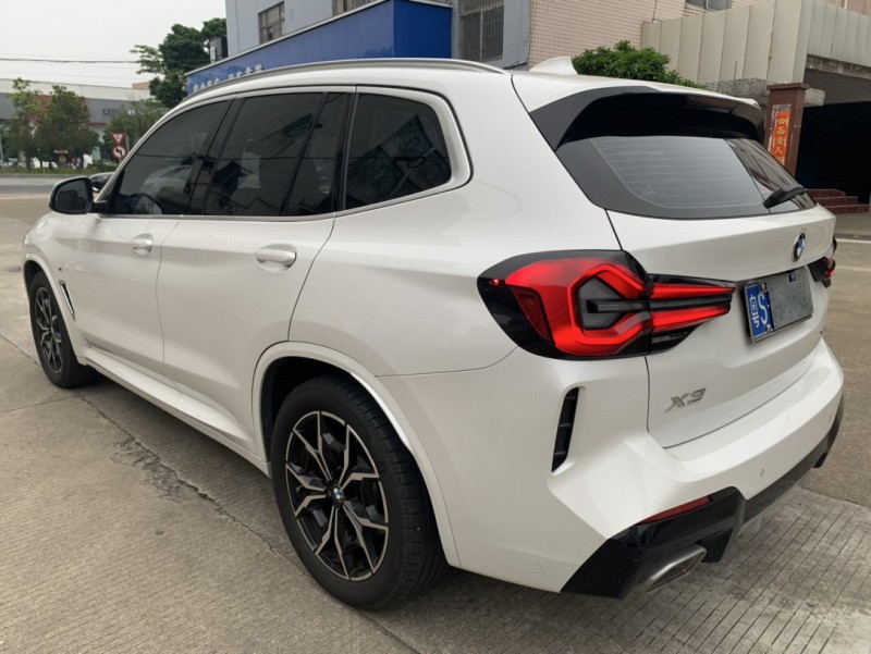 中山23年宝马X34
