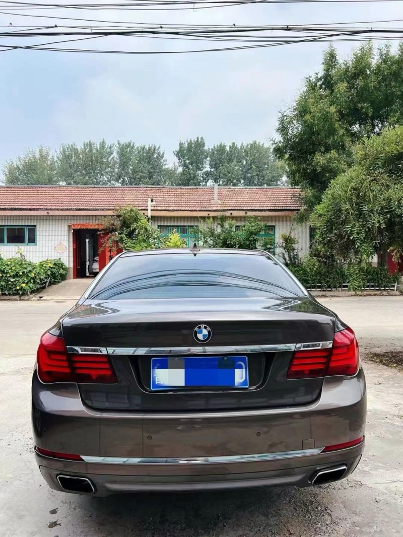 潍坊13年宝马7系8