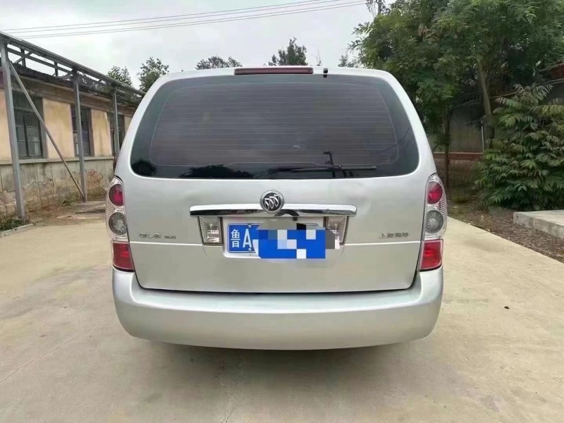 泰安14年别克GL84