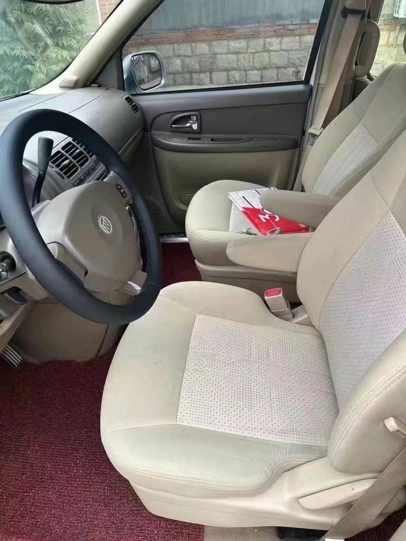 泰安14年别克GL88