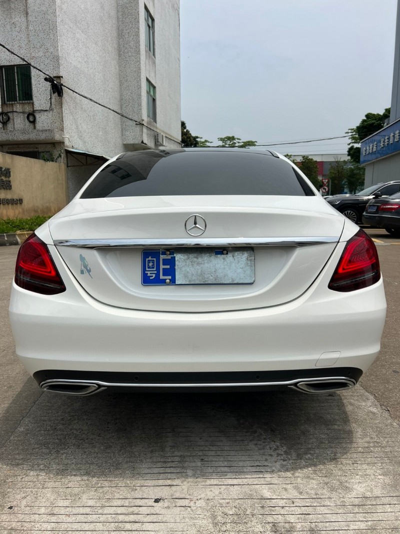 中山21年奔驰C9