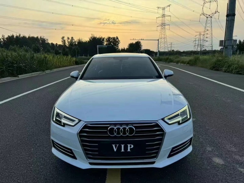 济宁18年奥迪A4L1