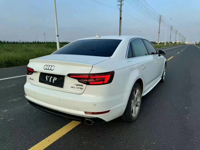 济宁18年奥迪A4L5