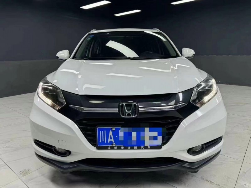 成都19年本田缤智1