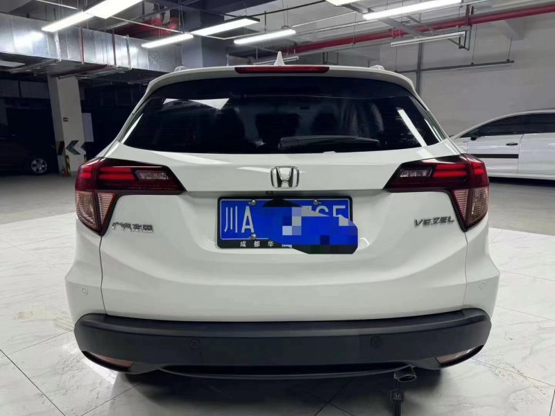 成都19年本田缤智4