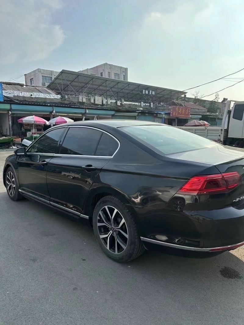 济南21年大众迈腾4