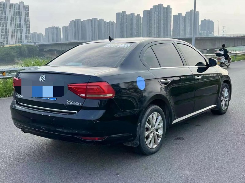 邵阳17年大众朗逸4