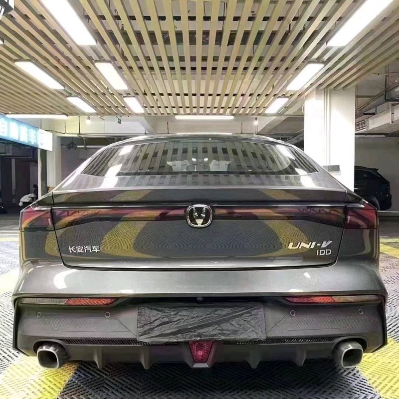 成都23年长安汽车UNI-V5