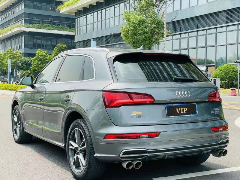 东莞19年奥迪Q58