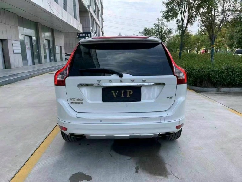 济宁17年沃尔沃XC605