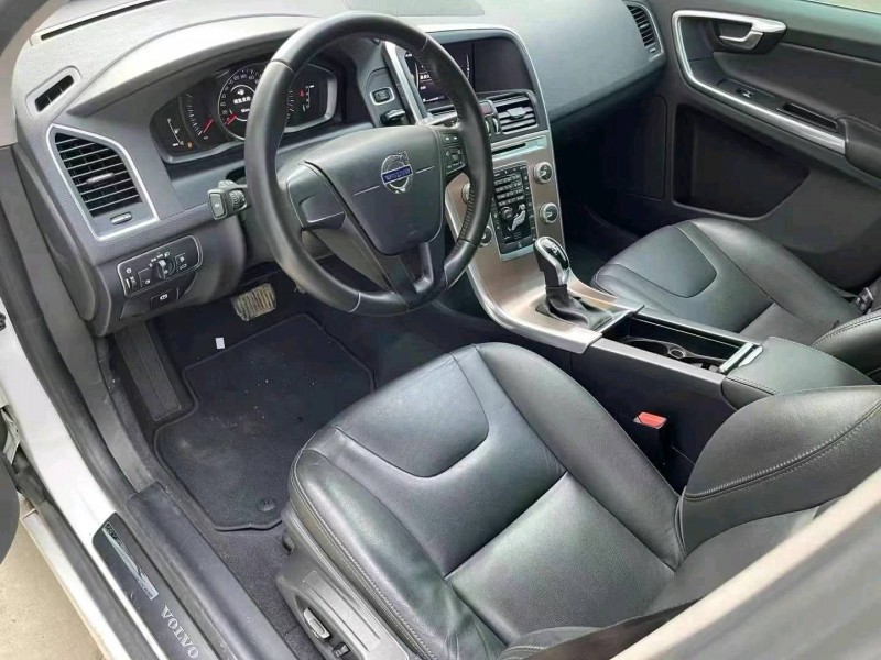 济宁17年沃尔沃XC609
