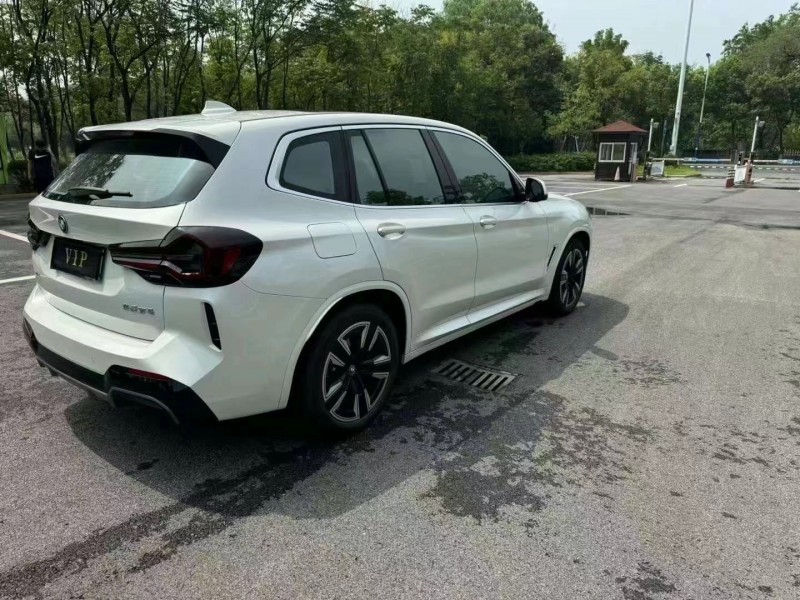 温州24年宝马IX37