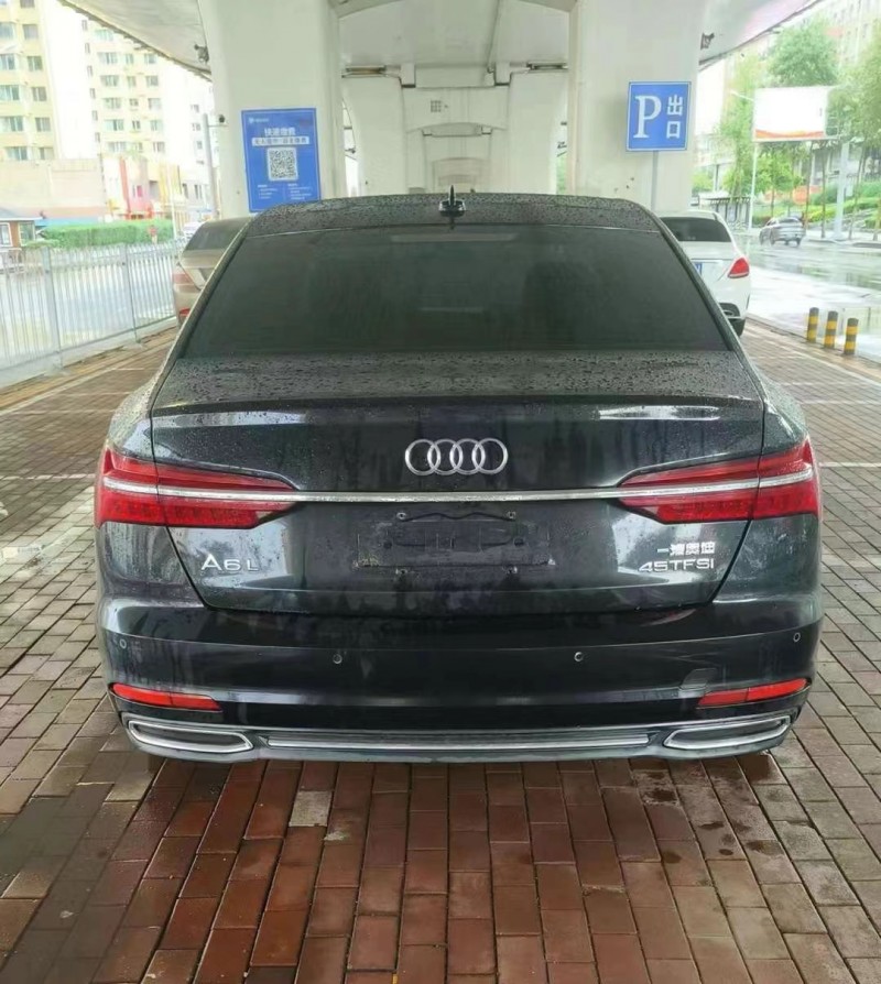 济宁20年奥迪A6L9