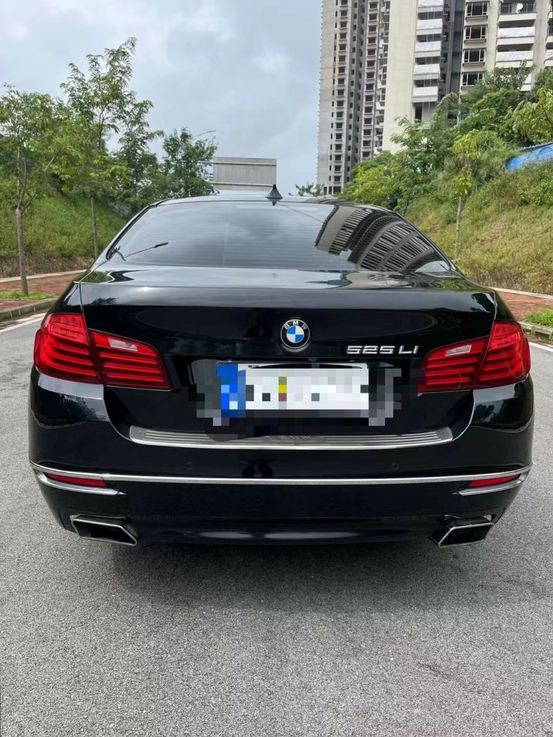 南寧16年寶馬5系9