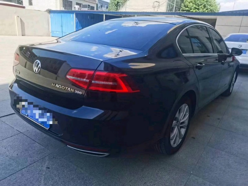 保定18年大众迈腾4