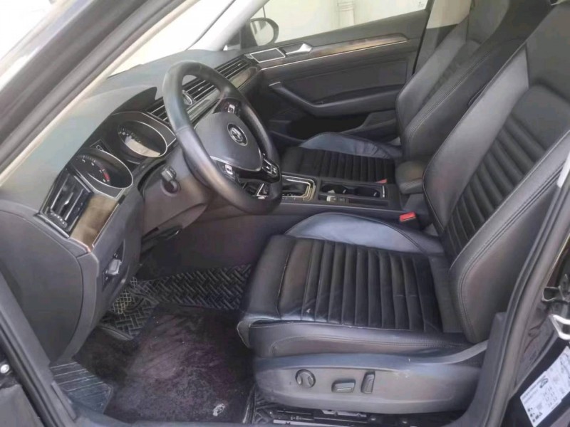 保定18年大众迈腾8