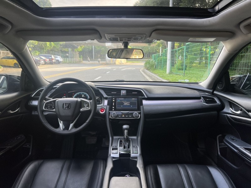 东莞17年本田思域4