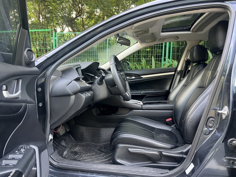 东莞17年本田思域6