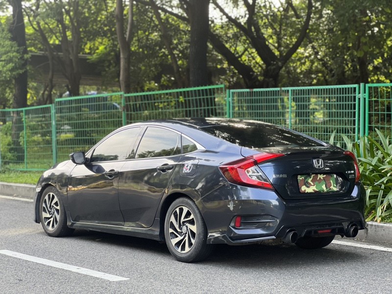 东莞17年本田思域7