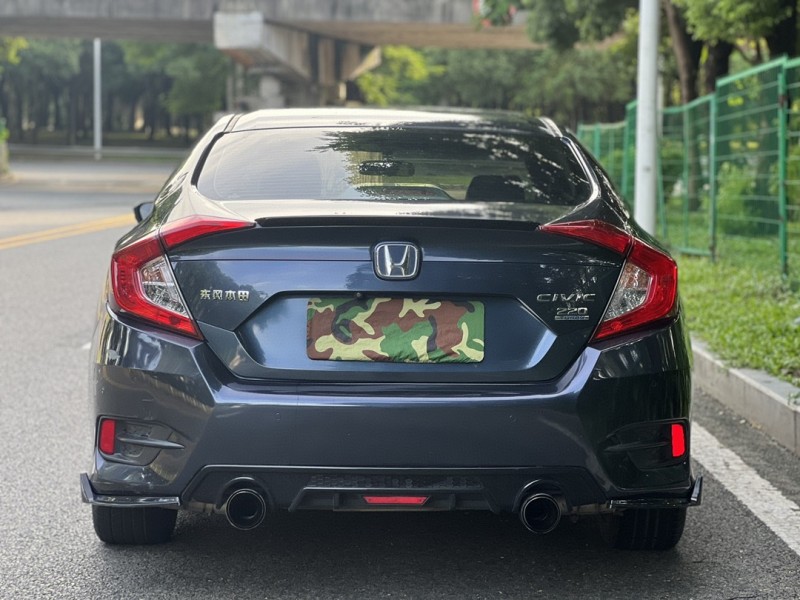 东莞17年本田思域9