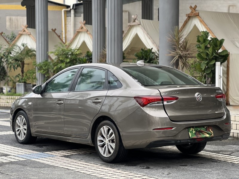 东莞20年别克英朗7