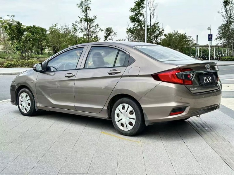 东莞19年本田哥瑞8