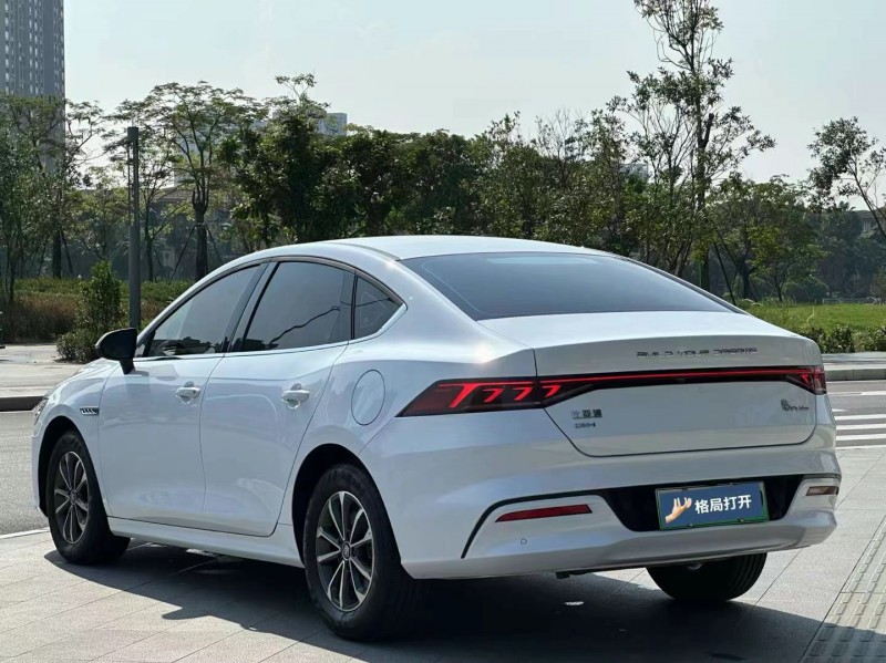 东莞24年比亚迪秦8