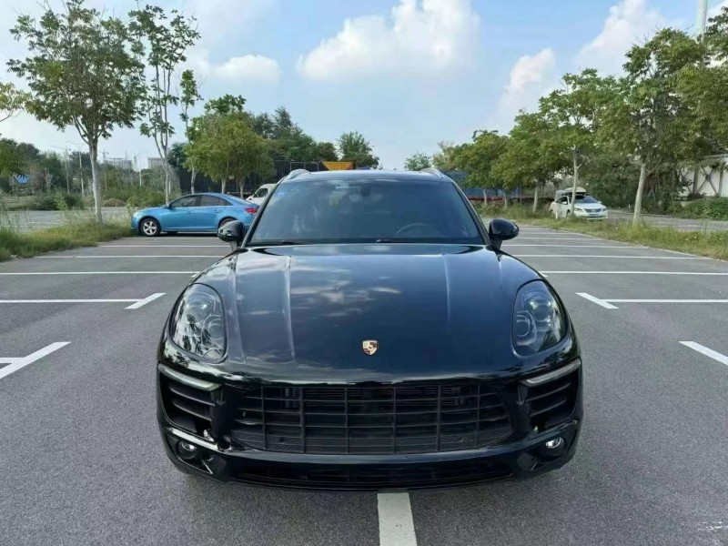 烟台14年保时捷Macan1