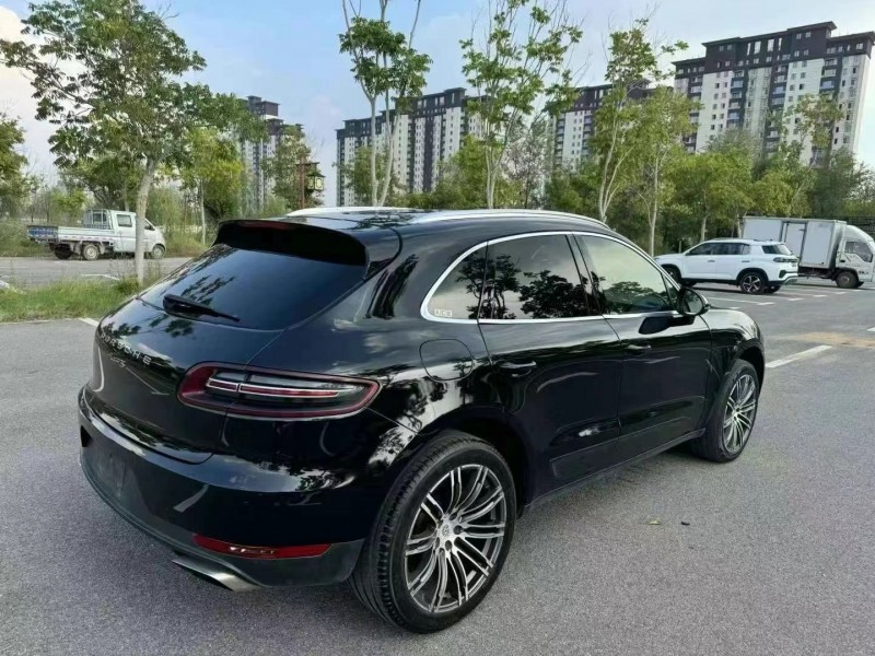 烟台14年保时捷Macan7