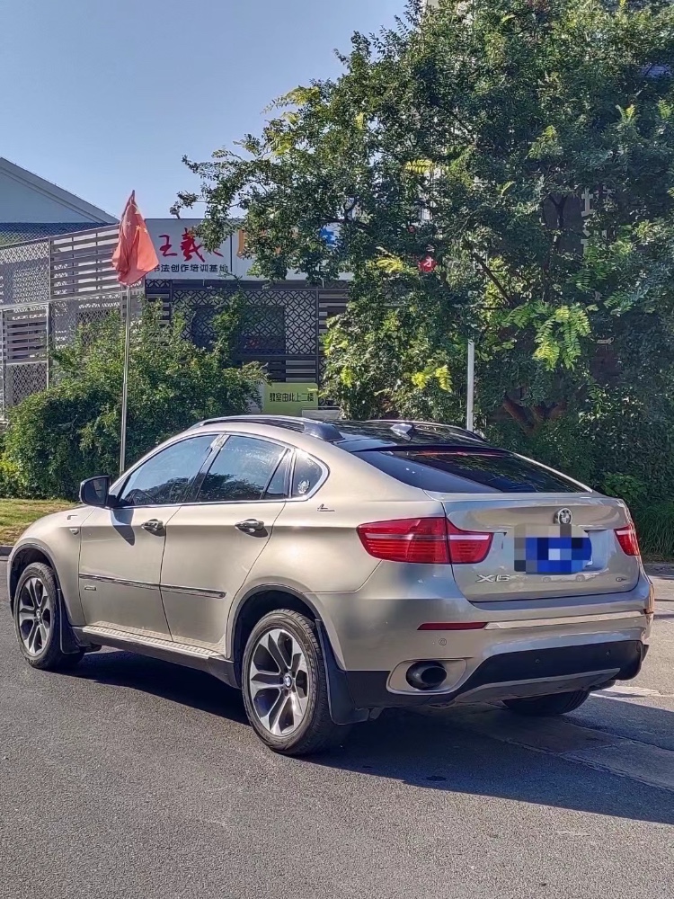 济宁12年宝马X65