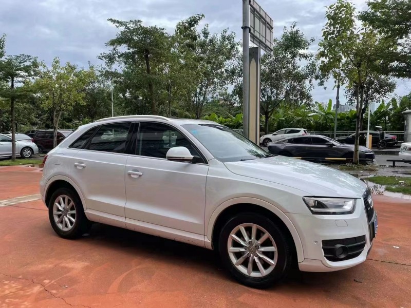 东莞12年奥迪Q33