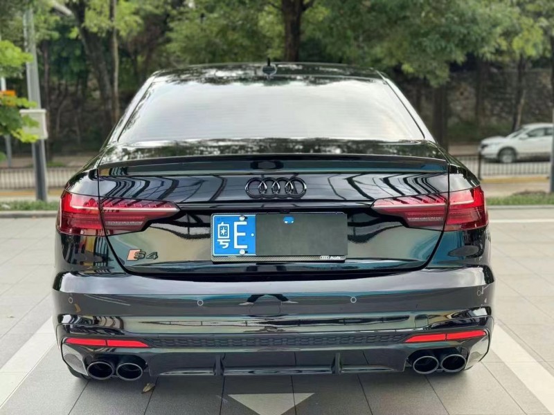 广州22年奥迪A4L8