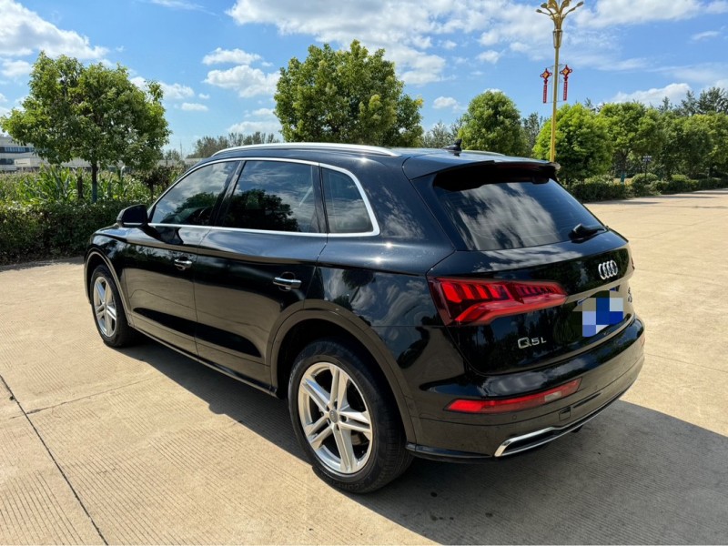 盐城20年奥迪Q55