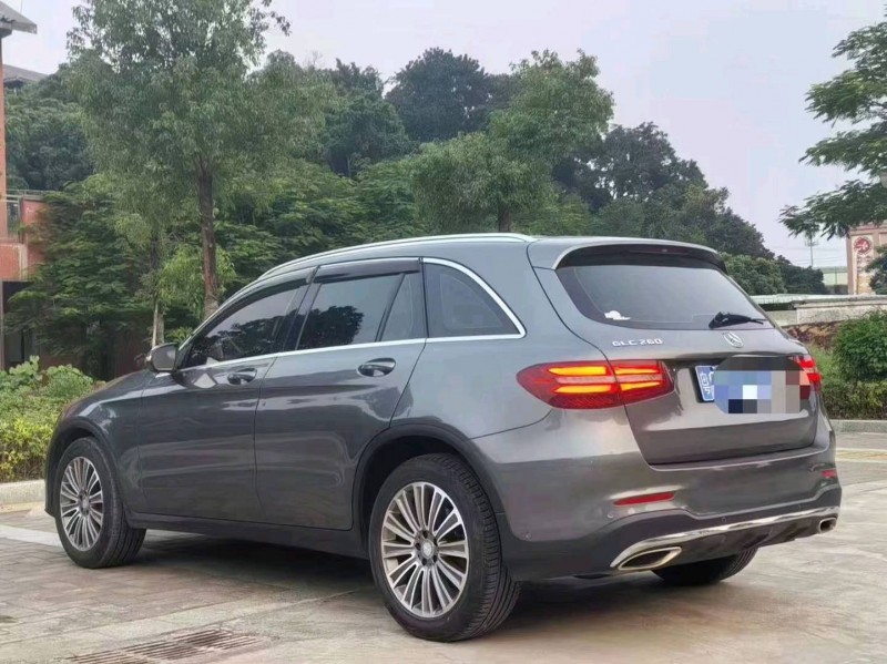 中山17年奔驰GLC8