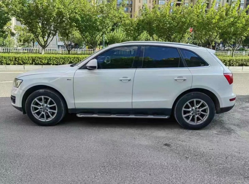 济宁13年奥迪Q53