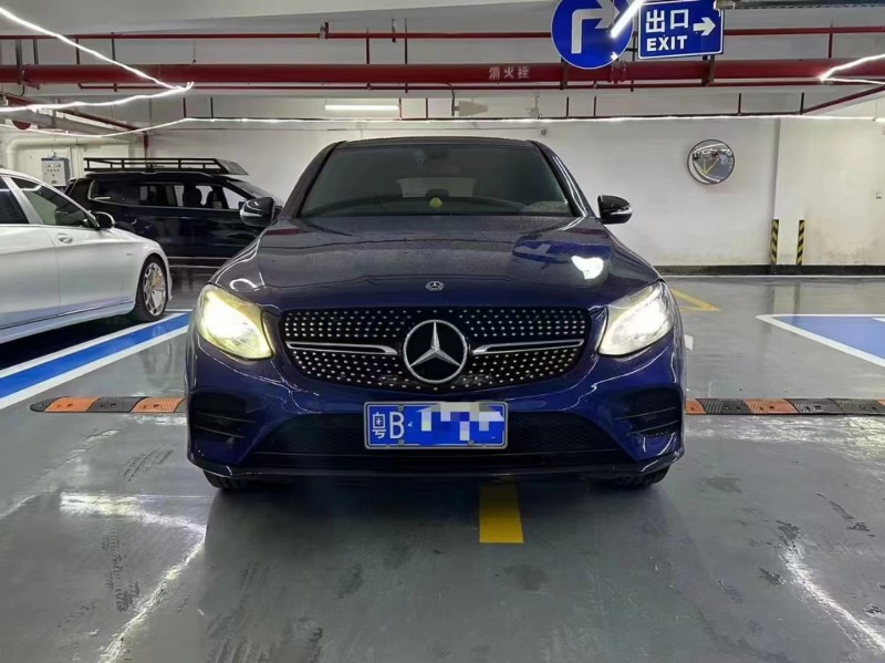 广州19年奔驰GLC1